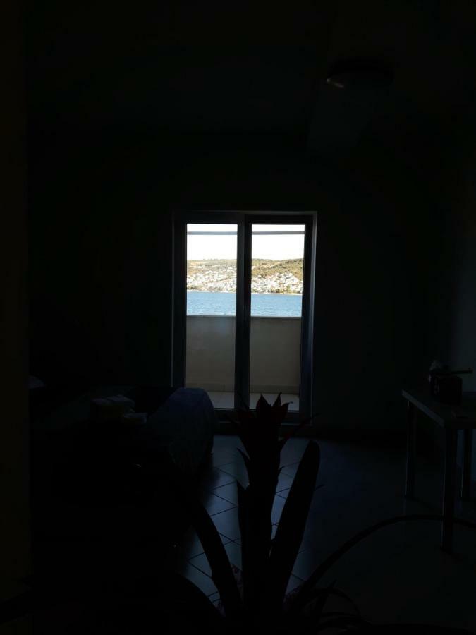 Apartments Nika Trogir Ruang foto